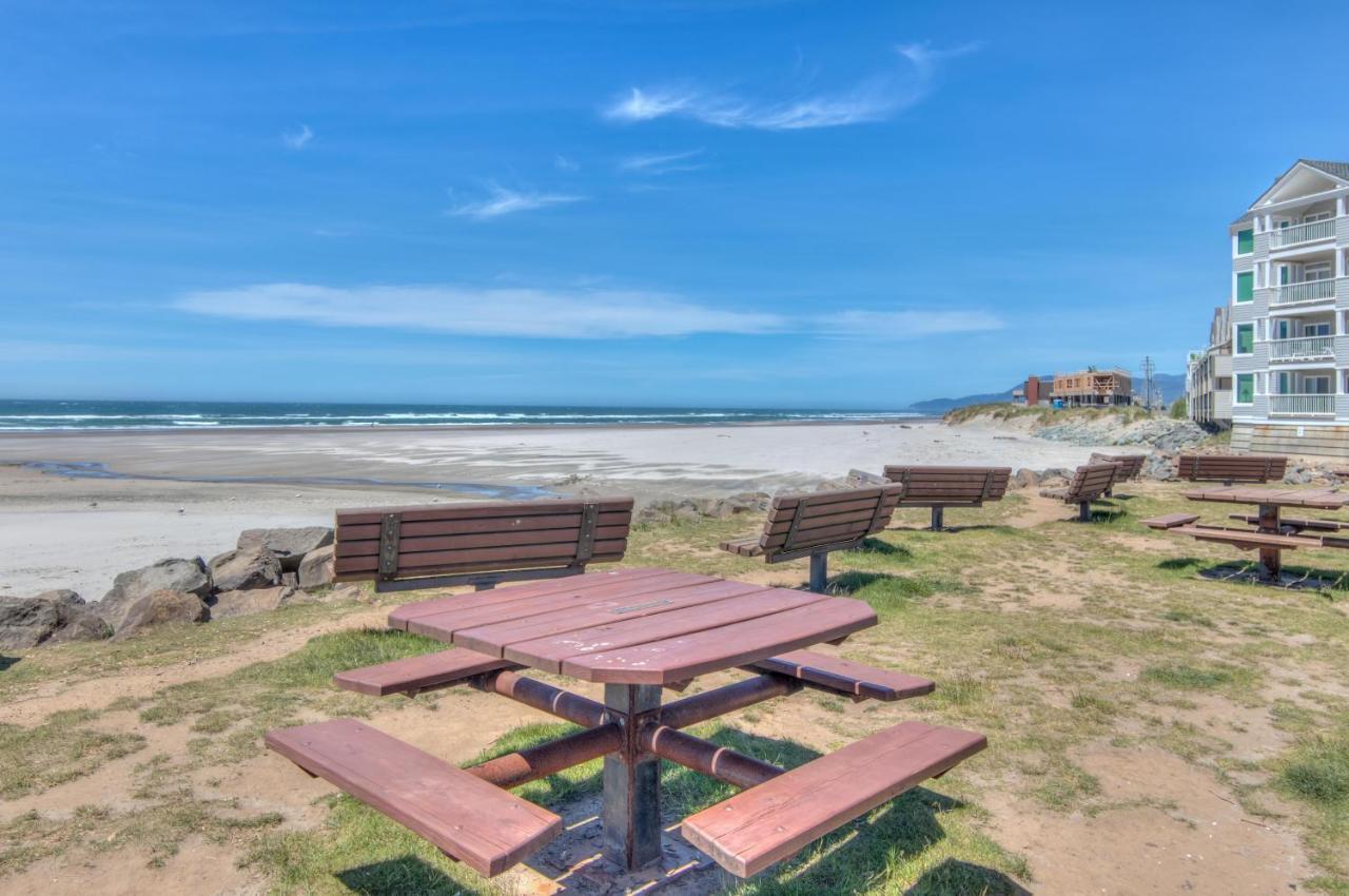 Villa On The Rocks Rockaway Beach Exterior foto